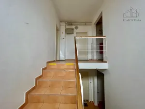 Pronájem bytu 1+1, Dobřejovice, Sportovní, 46 m2