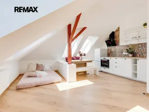 Prodej rodinného domu, Praha - Malešice, Bakalářská, 207 m2
