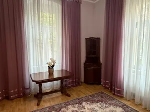 Pronájem bytu 3+1, Karlovy Vary, Sadová, 90 m2