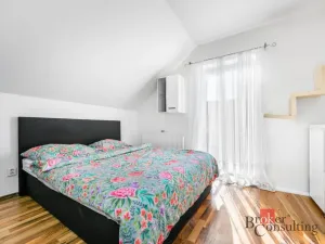 Prodej rodinného domu, Průhonice, U Cihelny, 196 m2