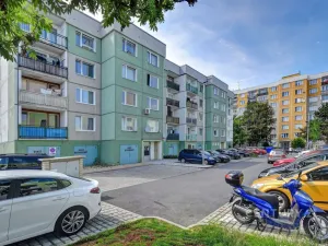 Prodej kanceláře, Plzeň - Severní Předměstí, Bzenecká, 39 m2