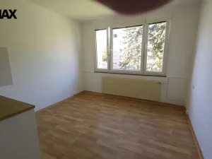 Prodej bytu 1+kk, Jindřichův Hradec - Otín, 20 m2