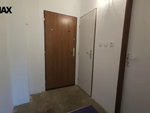 Prodej bytu 1+kk, Jindřichův Hradec - Otín, 20 m2