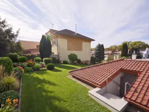 Prodej rodinného domu, Milešovice, 157 m2