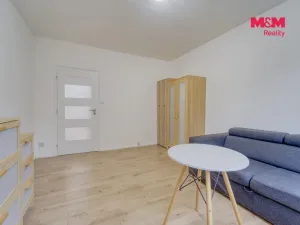 Prodej bytu 3+1, Klatovy - Klatovy III, Pod Hůrkou, 63 m2