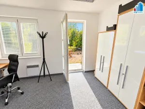 Pronájem skladu, Dýšina, Jižní, 912 m2