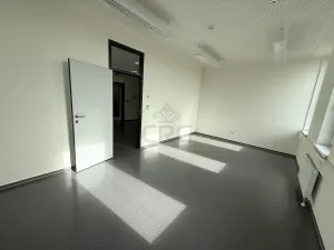 Pronájem kanceláře, Brno - Štýřice, Pražákova, 21 m2