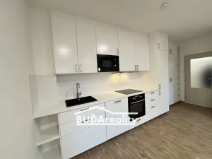 Pronájem bytu 2+kk, Zlín, Lorencova, 58 m2