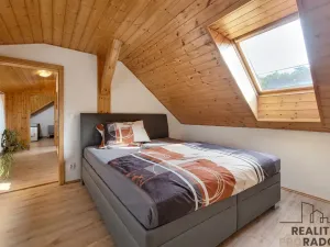 Prodej rodinného domu, Hluboké Mašůvky, 128 m2