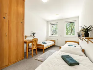 Prodej výrobních prostor, Praha - Pitkovice, V Pitkovičkách, 2971 m2