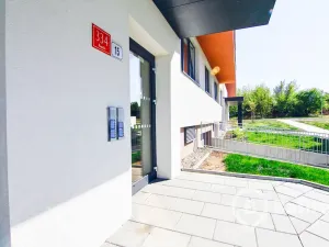 Pronájem bytu 2+kk, Olomouc - Řepčín, Edvarda Beneše, 61 m2