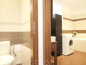 Pronájem bytu 3+kk, Praha - Podolí, Dvorecká, 80 m2
