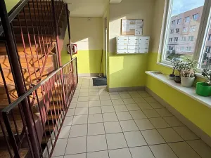 Prodej bytu 1+kk, Jílové u Prahy, Holíkova, 44 m2