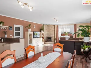 Prodej rodinného domu, Břežany II, 172 m2