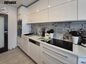 Prodej bytu 3+1, Brno, Bořetická, 64 m2