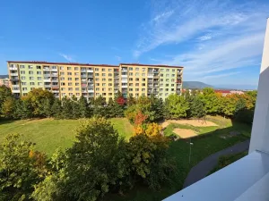 Prodej bytu 2+1, Chomutov, Jiráskova, 63 m2