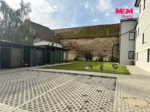 Prodej bytu 2+kk, Chýnice, Karlštejnská, 42 m2