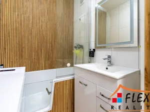 Prodej bytu 3+1, Ostrava, Mjr. Nováka, 74 m2
