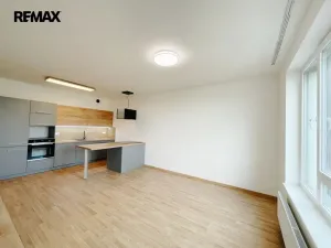 Pronájem bytu 2+kk, Praha - Ruzyně, Stočesova, 55 m2