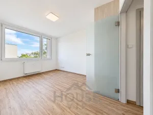 Prodej bytu 3+1, Kladno, Vodárenská, 69 m2