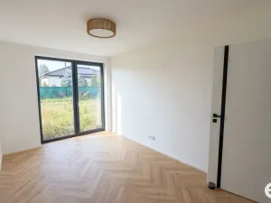 Pronájem bytu 4+kk, Jizerní Vtelno, 98 m2