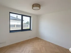 Pronájem bytu 4+kk, Jizerní Vtelno, 98 m2