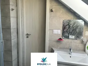 Pronájem bytu 3+kk, Praha - Smíchov, Peroutkova, 60 m2