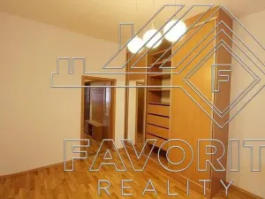 Prodej bytu 2+kk, Praha - Karlín, Křižíkova, 49 m2