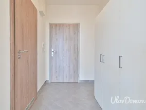 Prodej bytu 1+kk, Praha - Kyje, Sicherova, 33 m2