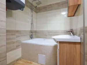 Pronájem bytu 3+1, Radostín, 77 m2