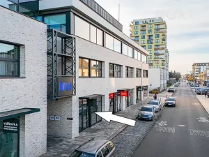 Pronájem obchodního prostoru, Pardubice, Na Spravedlnosti, 110 m2