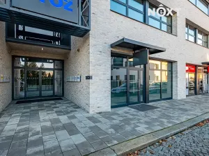 Pronájem obchodního prostoru, Pardubice, Na Spravedlnosti, 110 m2