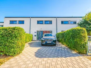 Prodej rodinného domu, Hřebeč, Opletalova, 104 m2