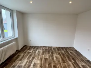 Pronájem bytu 2+1, Jirkov, Ervěnická, 51 m2
