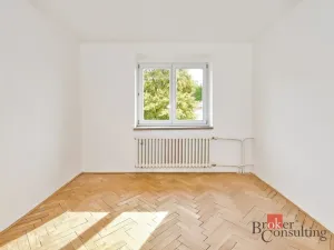 Prodej bytu 2+1, Praha - Komořany, Krupná, 47 m2