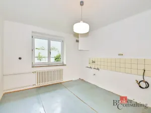 Prodej bytu 2+1, Praha - Komořany, Krupná, 47 m2