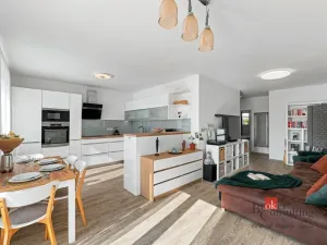 Prodej bytu 3+kk, Vochov, 70 m2