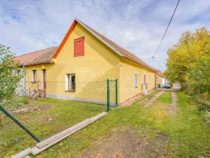 Prodej rodinného domu, Jinín, 245 m2