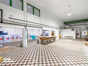 Pronájem skladu, Zlín, 1153 m2