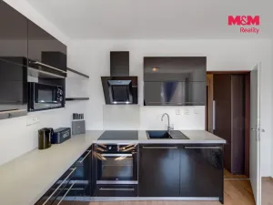 Prodej bytu 3+kk, Králův Dvůr, Popelky Biliánové, 56 m2