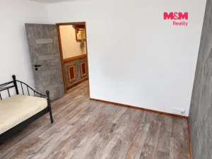 Pronájem bytu 3+1, Karlovy Vary - Rybáře, Mládežnická, 65 m2
