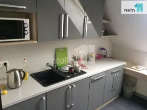Pronájem kanceláře, Karlovy Vary - Dvory, Chebská, 14 m2