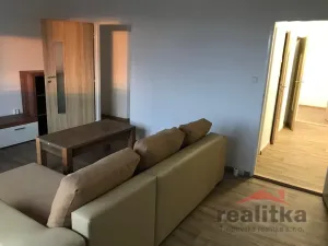 Pronájem bytu 3+1, Opava, Haškova, 58 m2