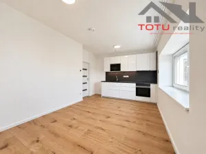 Pronájem bytu 2+kk, Černožice, Gen. Svobody, 38 m2