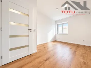 Pronájem bytu 3+kk, Černožice, Gen. Svobody, 73 m2