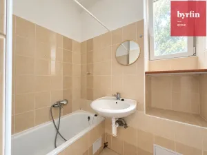 Pronájem bytu 2+1, Opava, Horovo náměstí, 79 m2