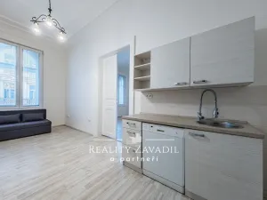 Pronájem bytu 2+kk, Praha - Malá Strana, Plaská, 53 m2