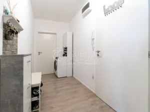 Prodej bytu 2+kk, Milovice - Mladá, Armádní, 53 m2