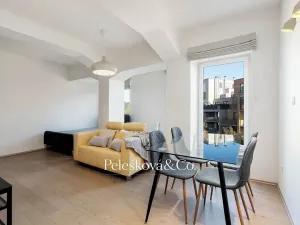 Pronájem bytu 1+kk, Praha - Holešovice, Jankovcova, 38 m2