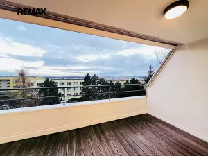 Pronájem bytu 1+kk, Praha - Libeň, Na dlážděnce, 38 m2